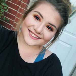 Meet your Posher, Sajmira